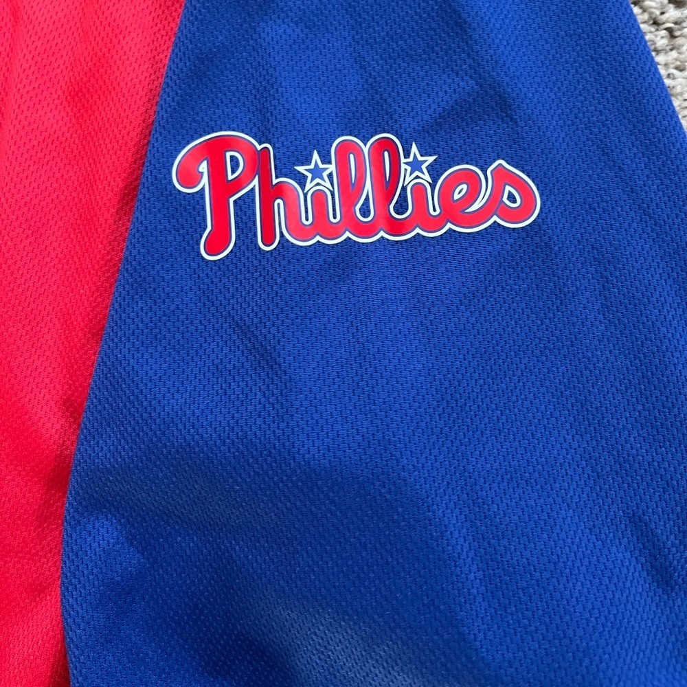 MLB Philadelphia Phillies Button Up Jersey - Picture 5 of 7